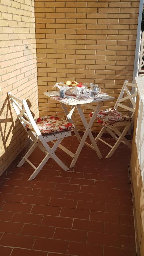 That'S Amore Fiumicino Airport Exterior photo